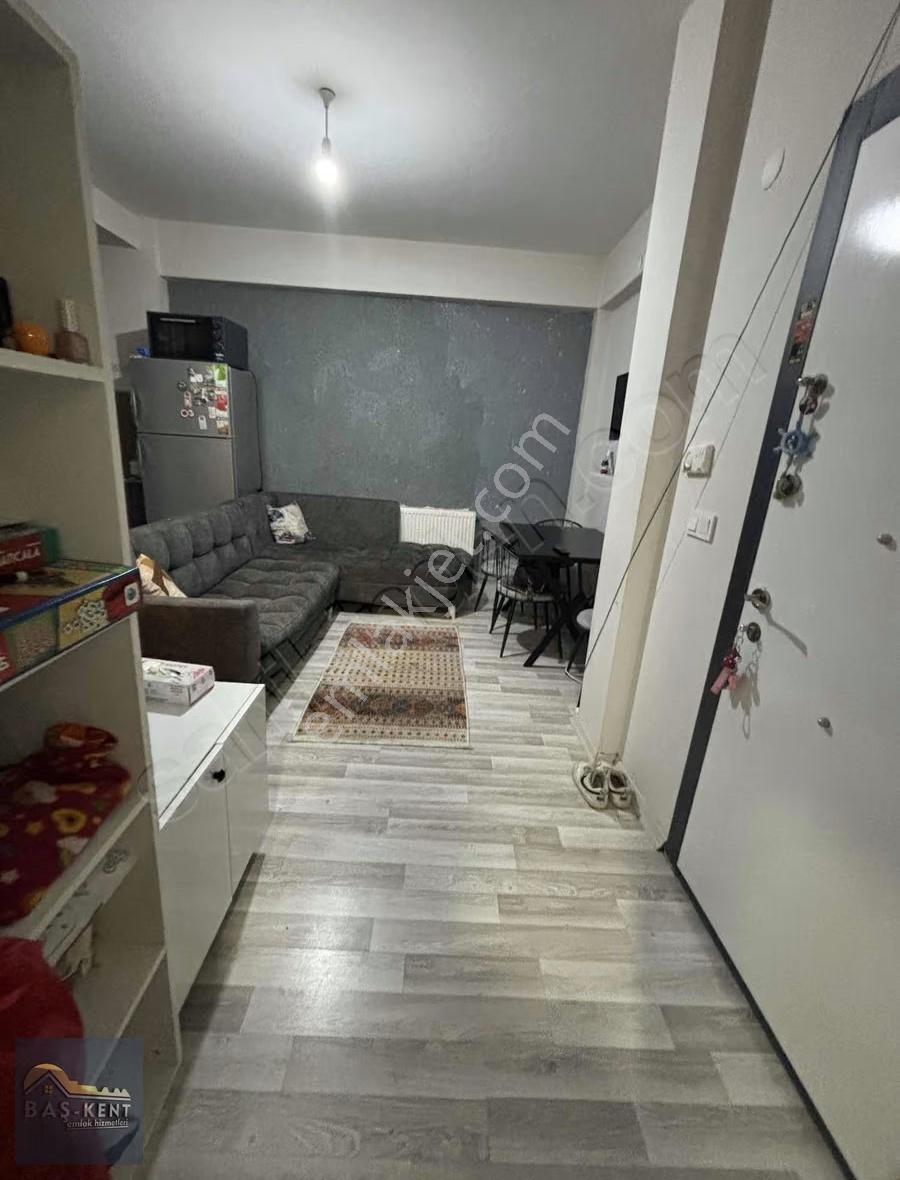 Cadde Üzeri Muhtarlık Karşısı Eşyalı Kiracılı Satılık 1+1 Daire - Görsel 6