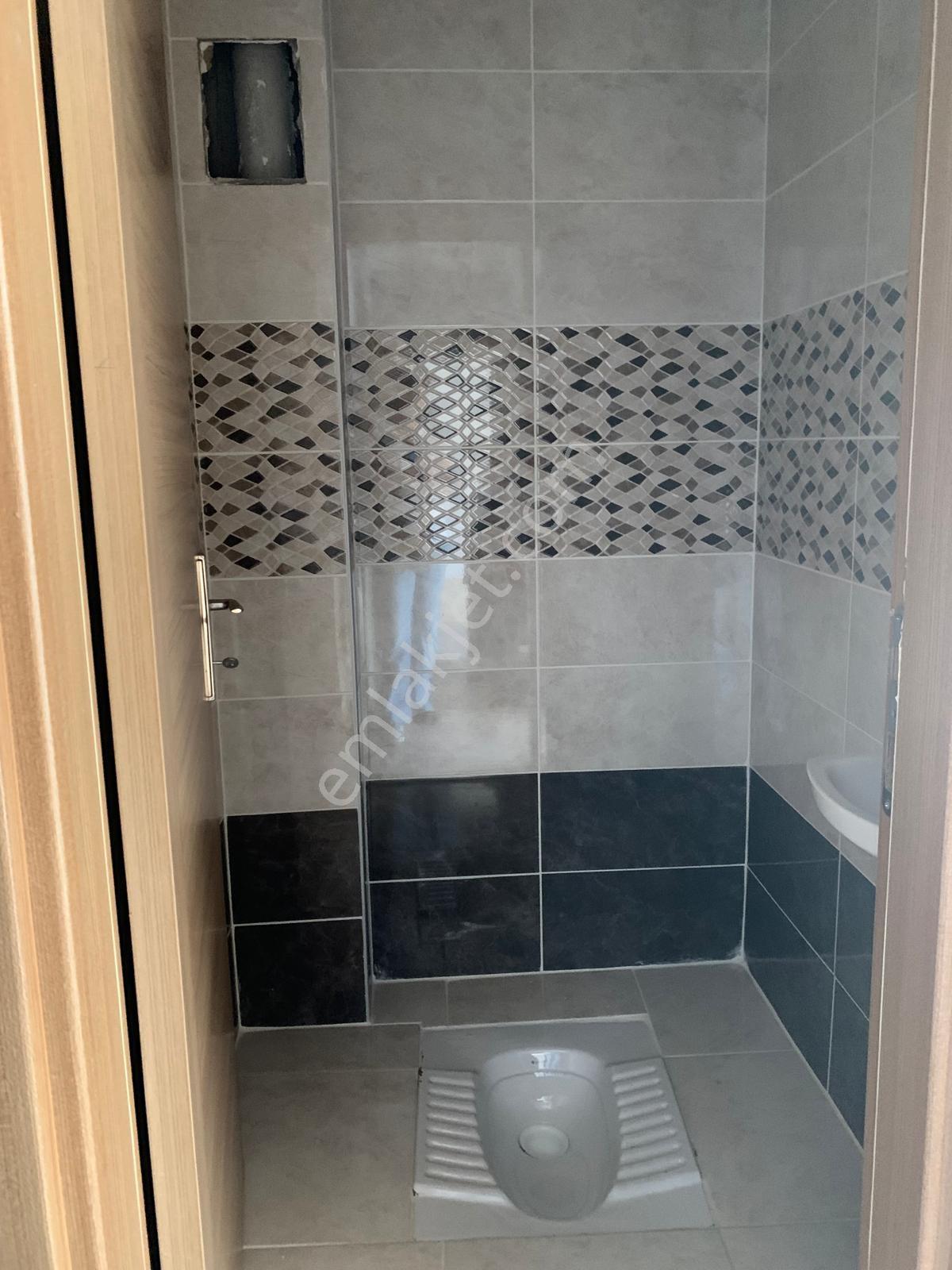 Kanalboyu'nda Tramvay Hattı Üzerinde Kiralık 2+1 Daire - Görsel 11