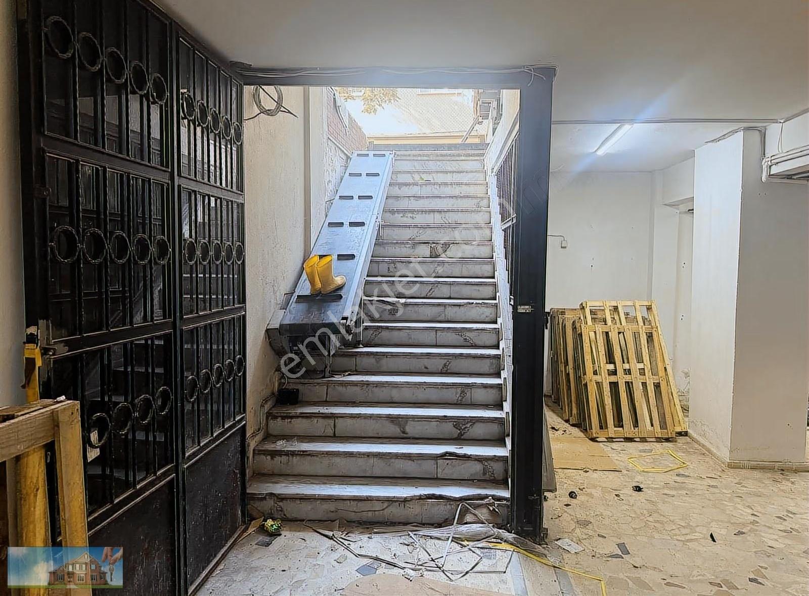 Avcılar Gümüşpala'da E-5'e 30m, 430m² Çift Katlı Dükkan - Görsel 14