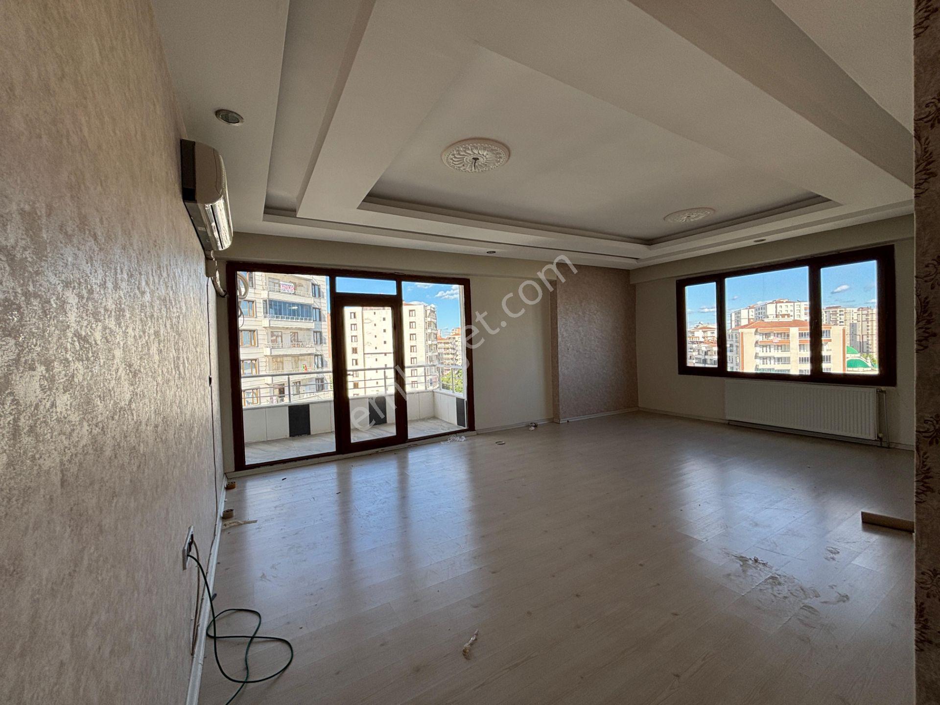Incom Lıne Gayrimenkul Kiralıyor 4+1 Geniş Aile Dairesi 75 Go Petrol Yanı - Görsel 4