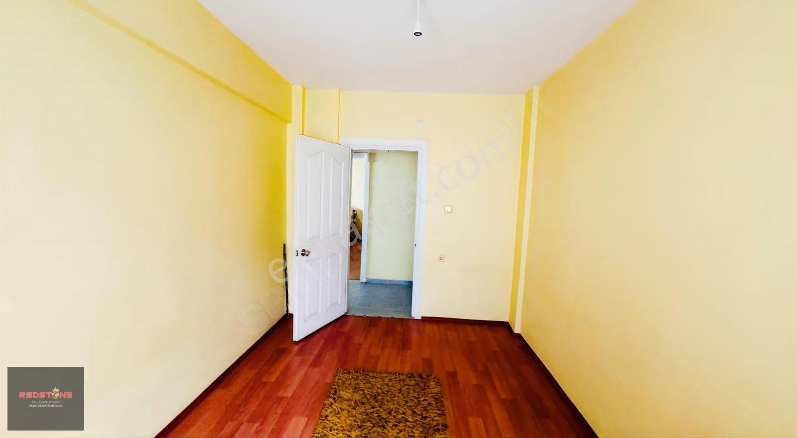 Redstonedan Muhittinde 2+1 Yüksek Giriş Site İçi Masrafsız Daire - Görsel 4