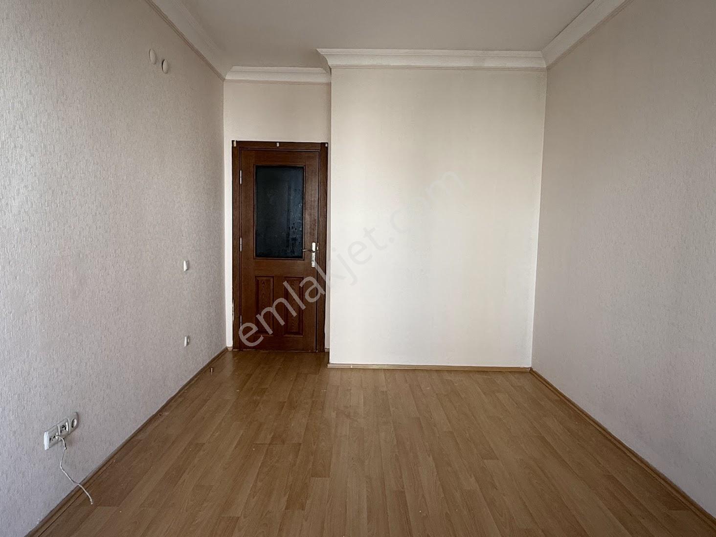 Mustafa Kara'dan Yenikent Kardelen Konutlarnda Kiralık 4+1 Daire - Görsel 30
