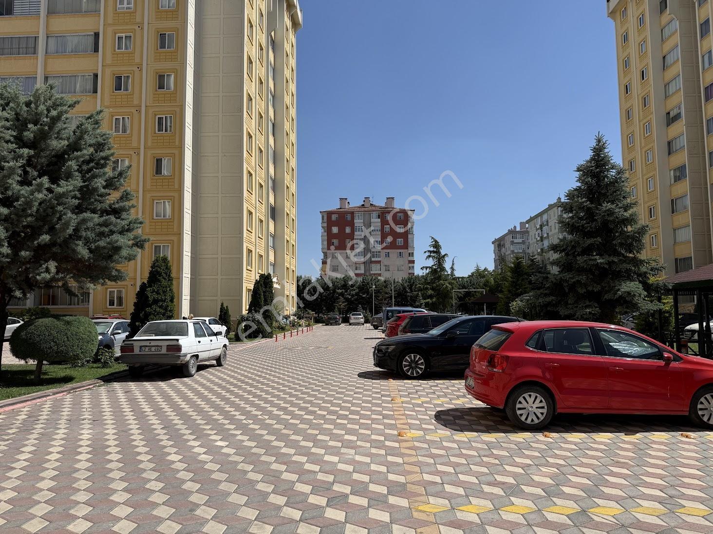 Mustafa Kara'dan Yenikent Kardelen Konutlarnda Kiralık 4+1 Daire - Görsel 6