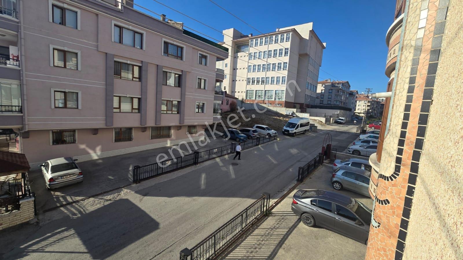 Bahçelerüstü Mah 3+1 Kat 1 Ön Cephe İçi Yapılı Güney Manzaralı - Görsel 9
