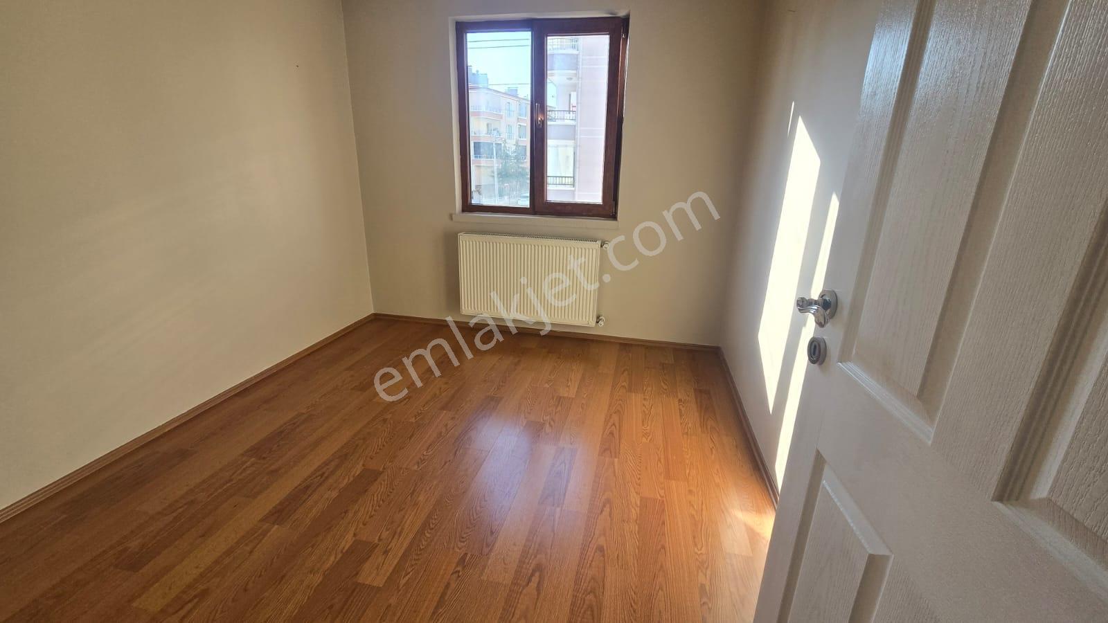 Bahçelerüstü Mah 3+1 Kat 1 Ön Cephe İçi Yapılı Güney Manzaralı - Görsel 14