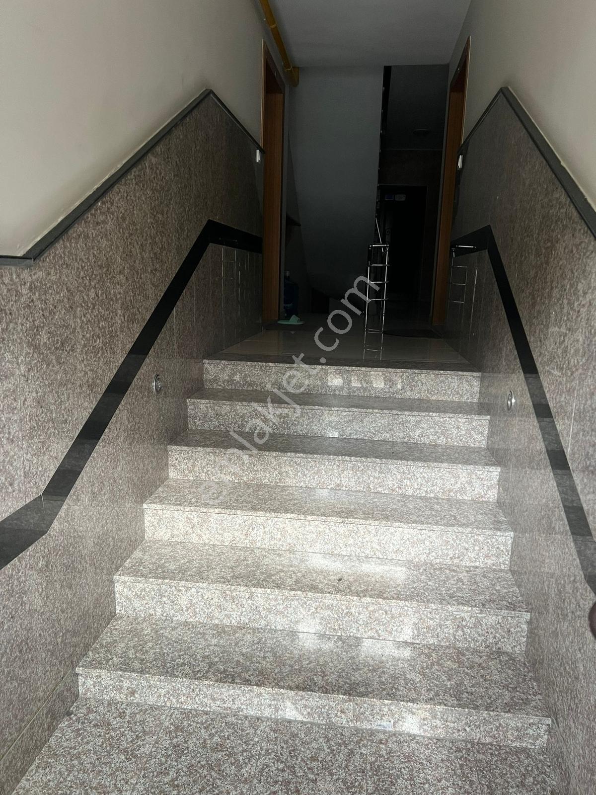 Merkezi Konumda 3artı 1 Kiralık - Görsel 13