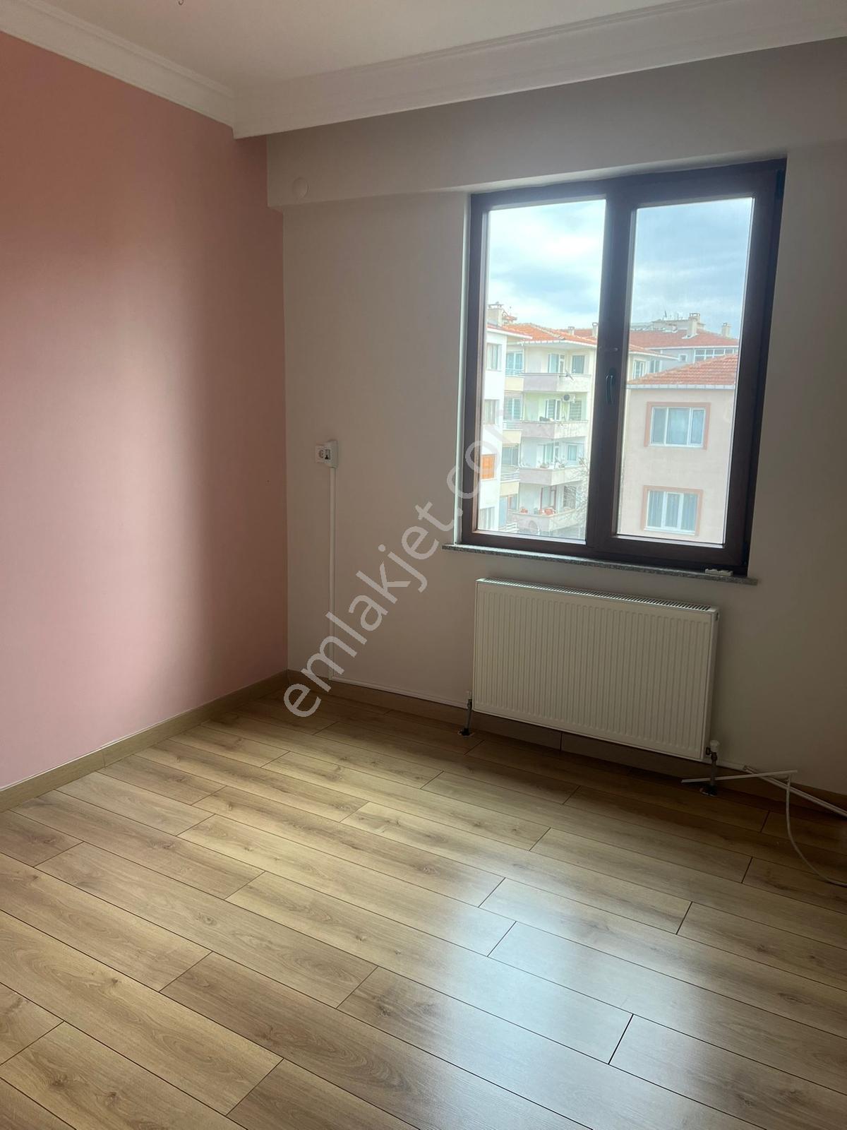 Merkezi Konumda 3artı 1 Kiralık - Görsel 15