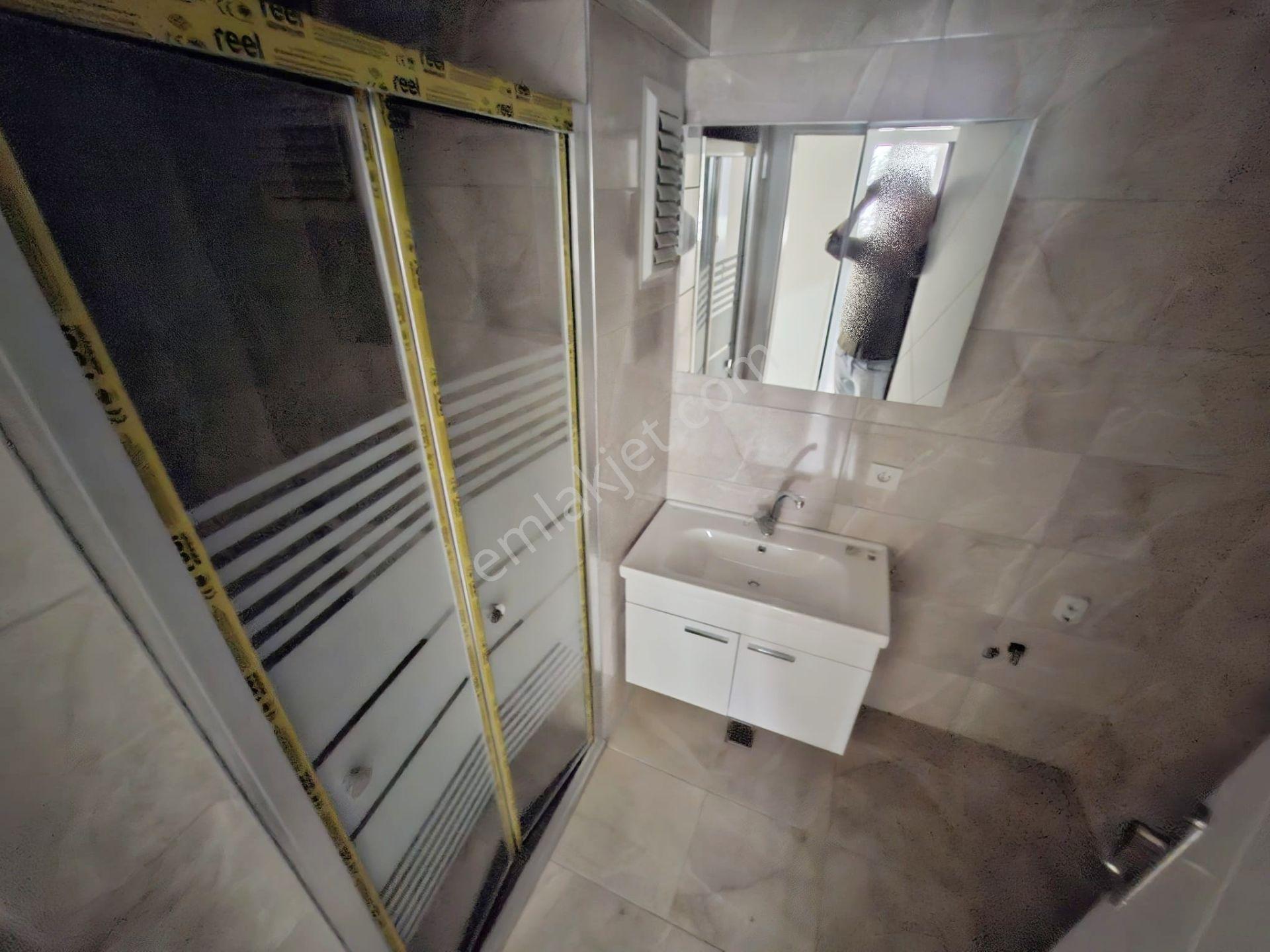 İncirli Merkezde 2+1 Ful Yapılı Düz Giriş Altında Daire Var - Görsel 20