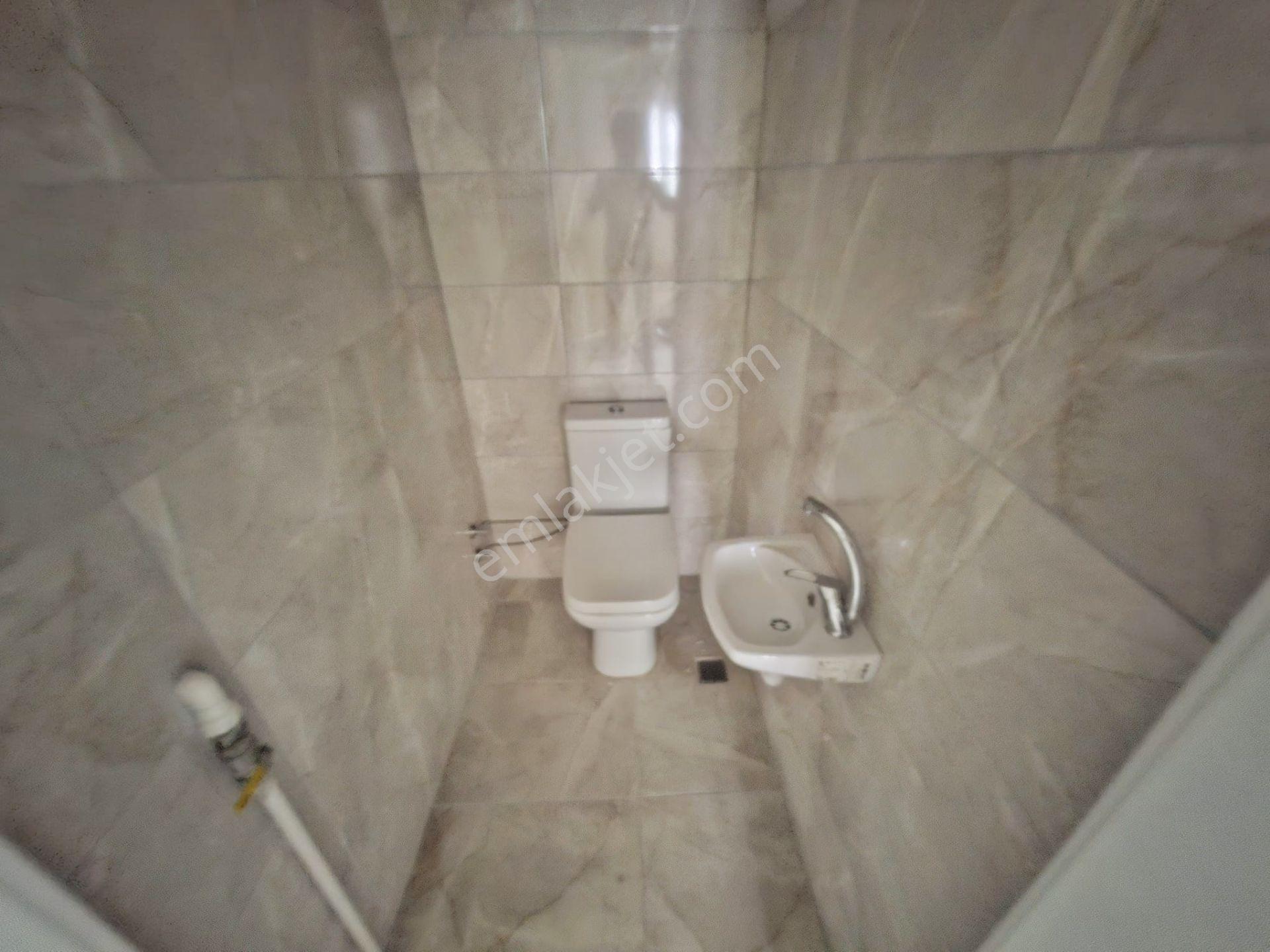İncirli Merkezde 2+1 Ful Yapılı Düz Giriş Altında Daire Var - Görsel 23