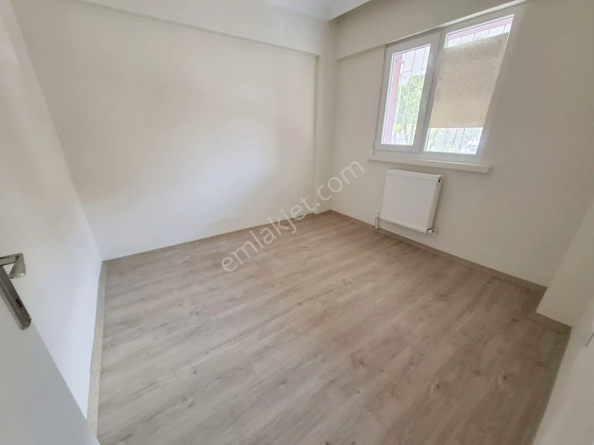 İncirli Merkezde 2+1 Ful Yapılı Düz Giriş Altında Daire Var - Görsel 12