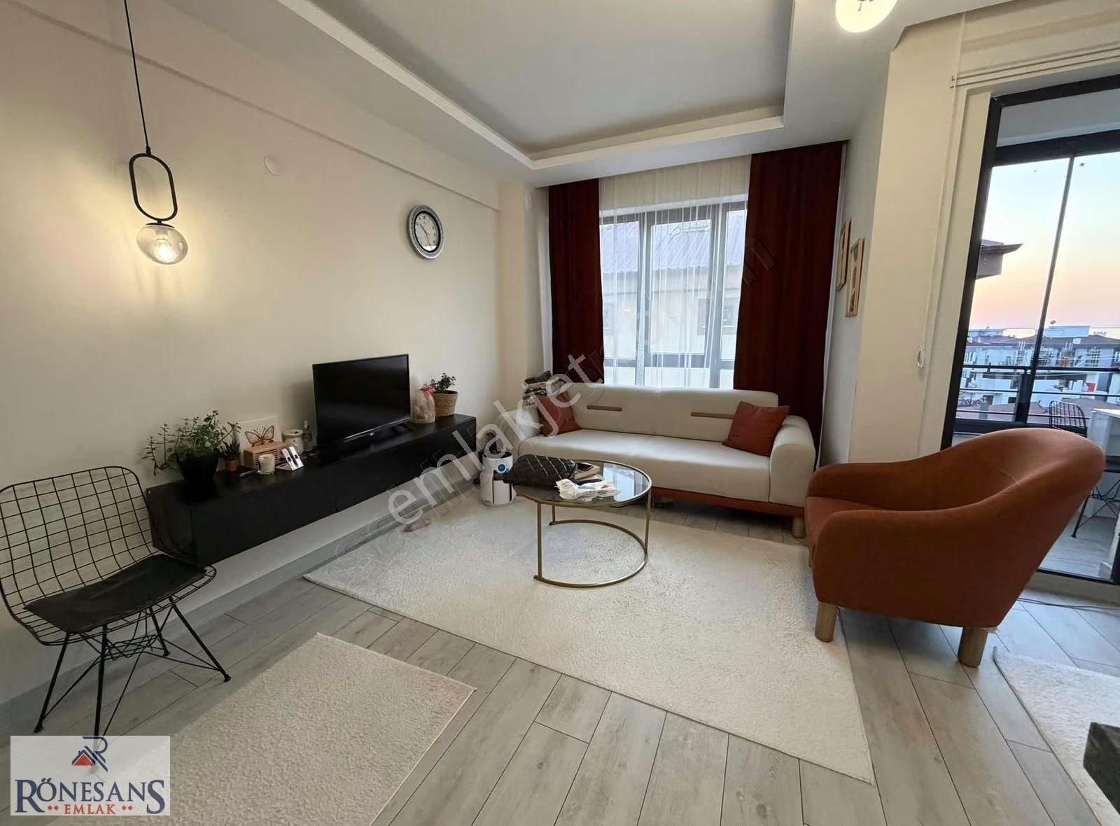 Rönesans Emlaktan Ful Eşyalı Ulaşıma Yakın Kiralık 1+1 Daire - Görsel 11