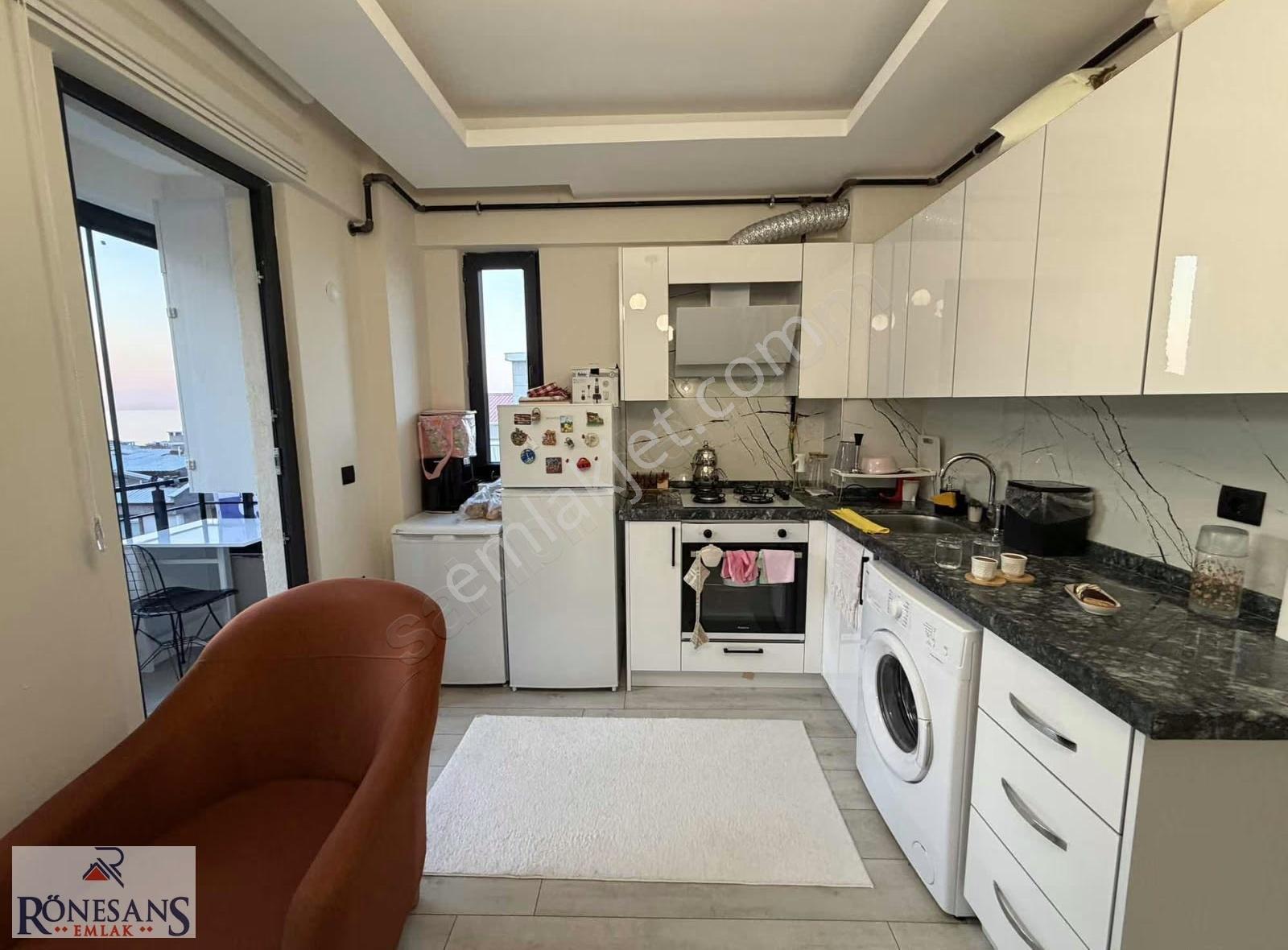 Rönesans Emlaktan Ful Eşyalı Ulaşıma Yakın Kiralık 1+1 Daire - Görsel 2