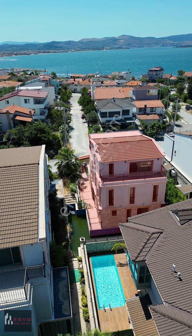 Urla Kalabak Normpol Konakları Deniz Manzaralı 5+1 Lüks Villa - Görsel 4