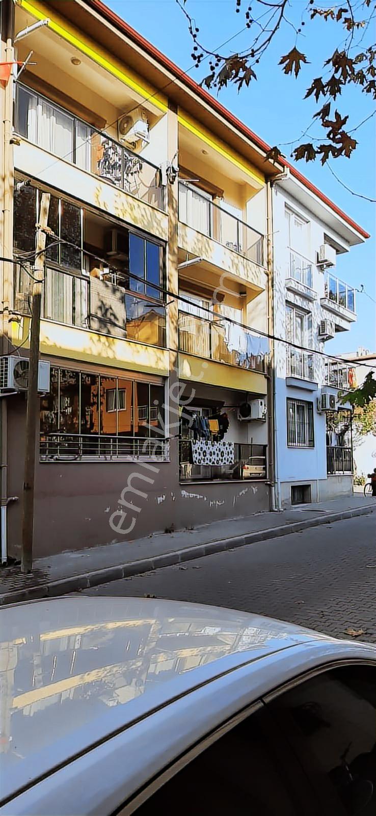 Selçuk 14 Mayıs Mahallesi İzban Yanında Satılık 2+1 Diare - Görsel 17