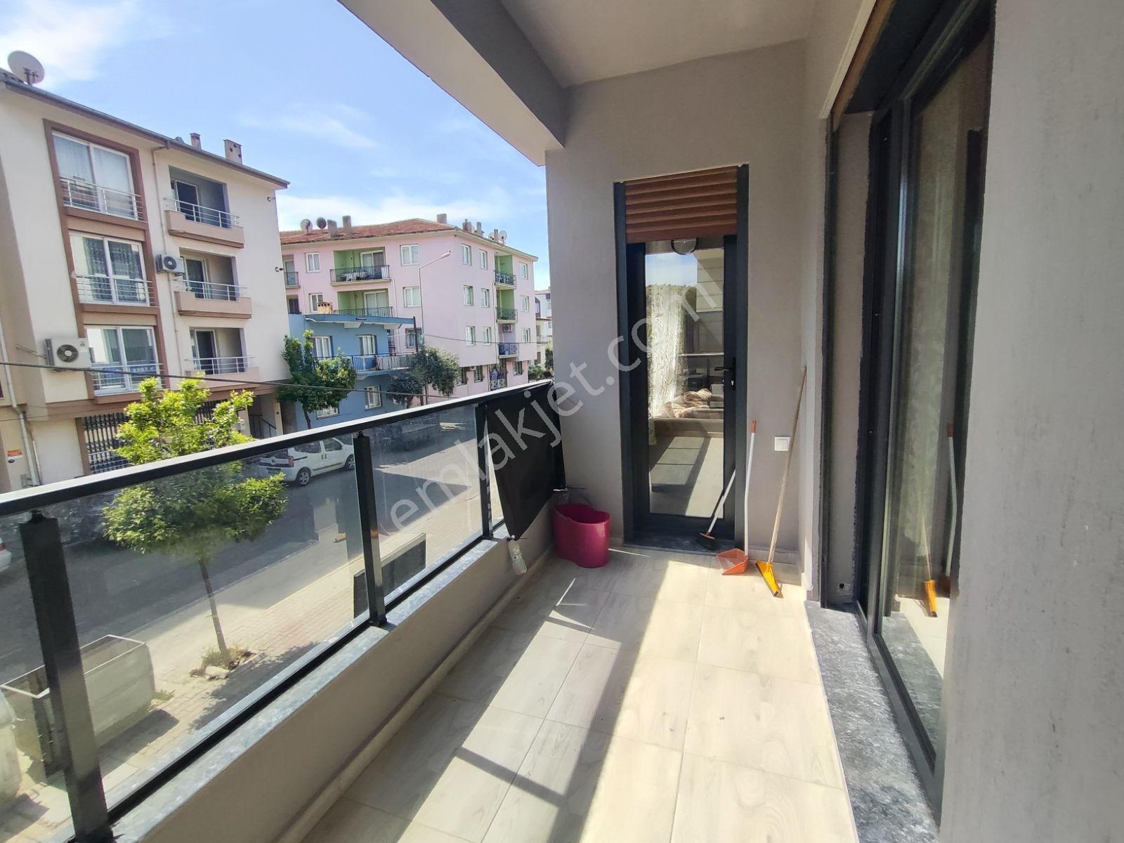 Zafer Mahallesida Eşyalı Kiralık Daire - Görsel 5