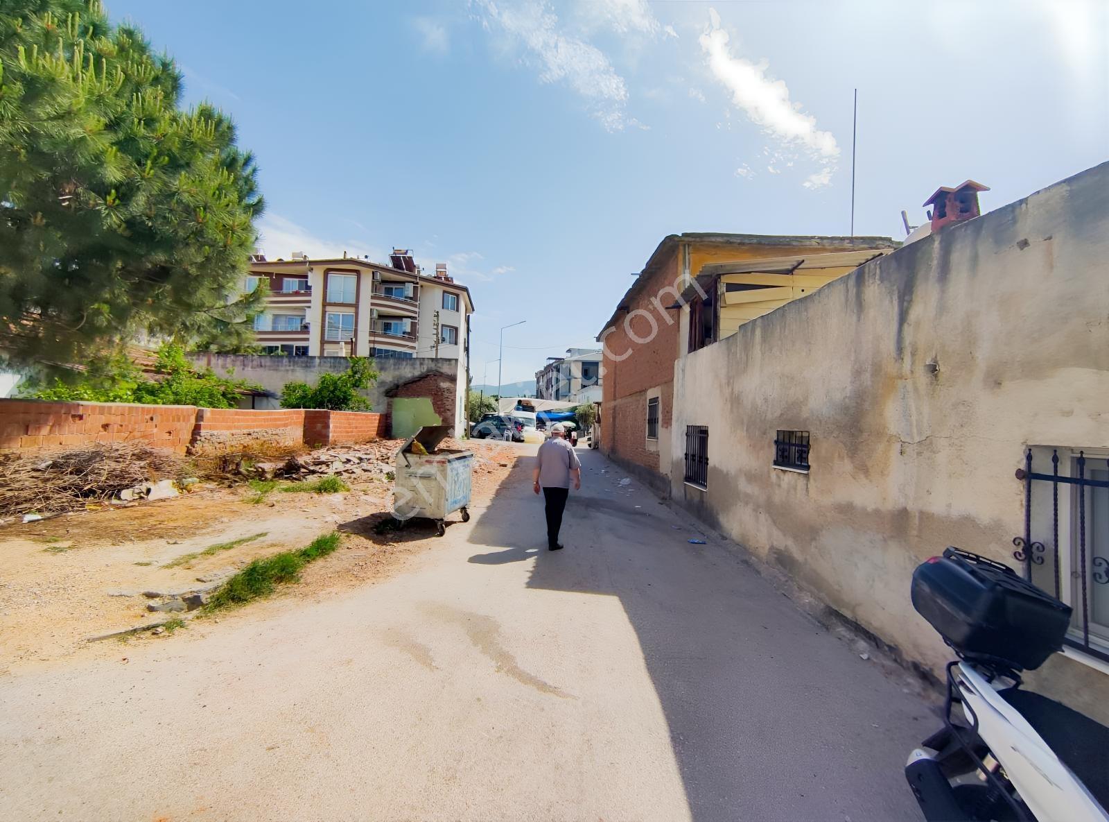 Selçuk Zafer Mahalleside Satılık İmarlı Arsa - Görsel 8