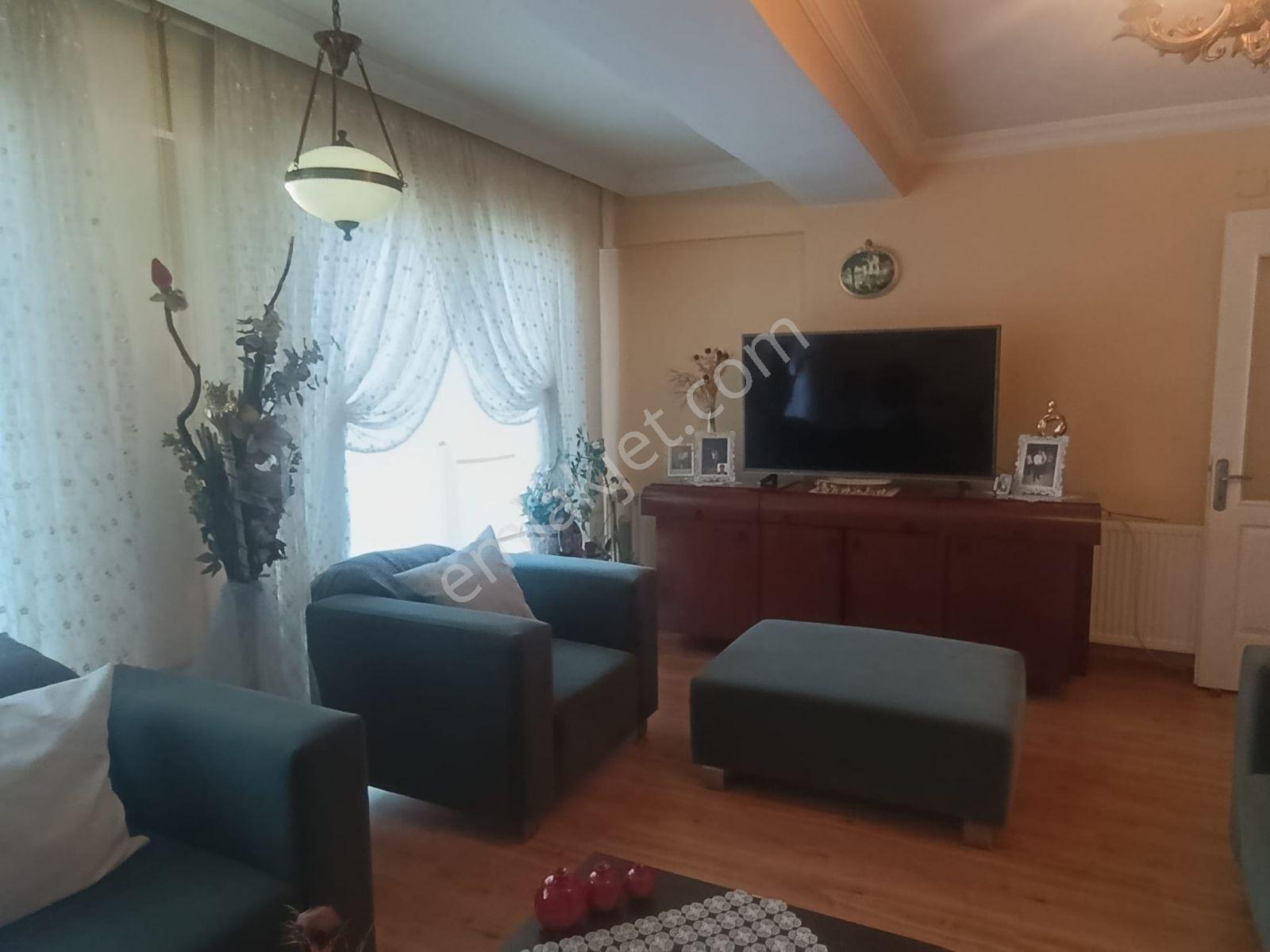 Selçuk Atatürk Mahallesi De Satılık 3+1 Daire - Görsel 15