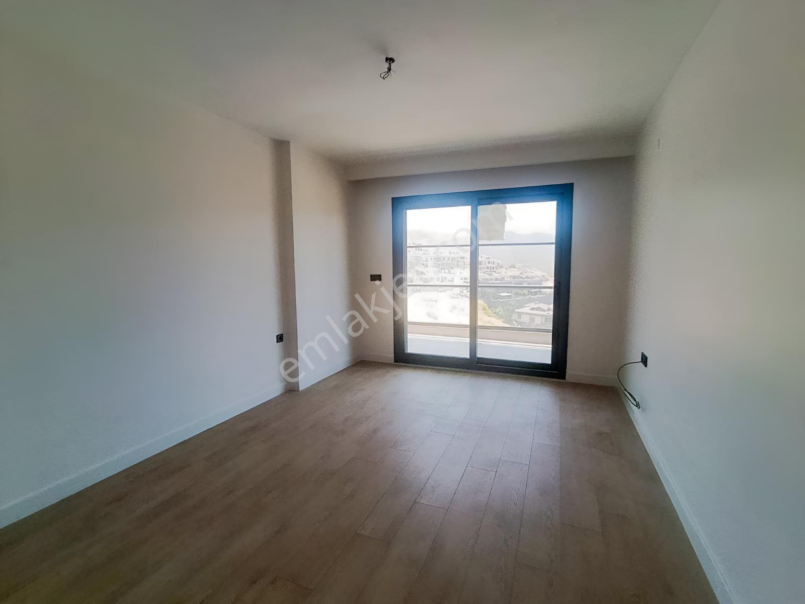 Selçuk 14 Mayıs Mahallesi'nde Satılık Lüx 3+1 Daire - Görsel 16