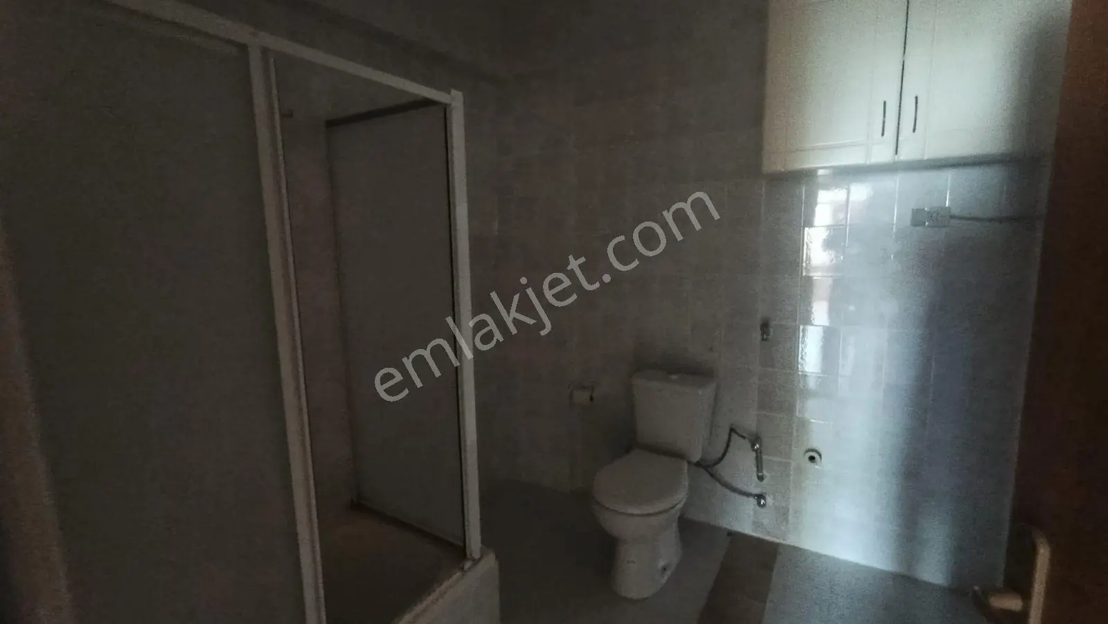 Selçuk Cumhuriyet Mahallesi Barış Caddesinde Satılık Daire - Görsel 3