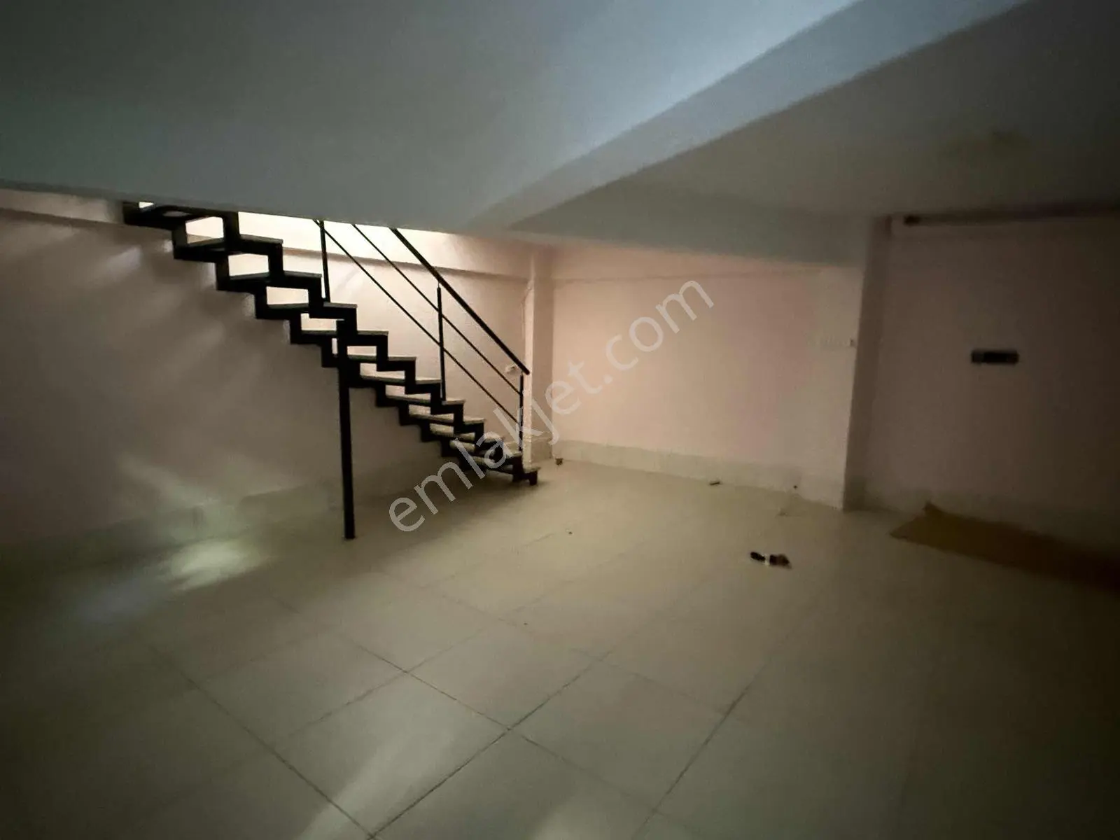 Binyapıdan İnönü Cad. Mevkii Kiralık İşyeri !! - Görsel 5