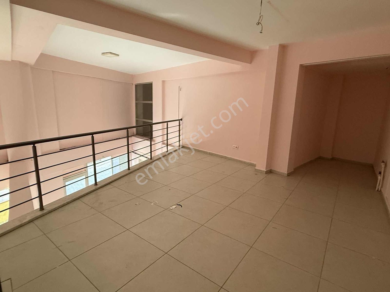 Binyapıdan İnönü Cad. Mevkii Kiralık İşyeri !! - Görsel 8