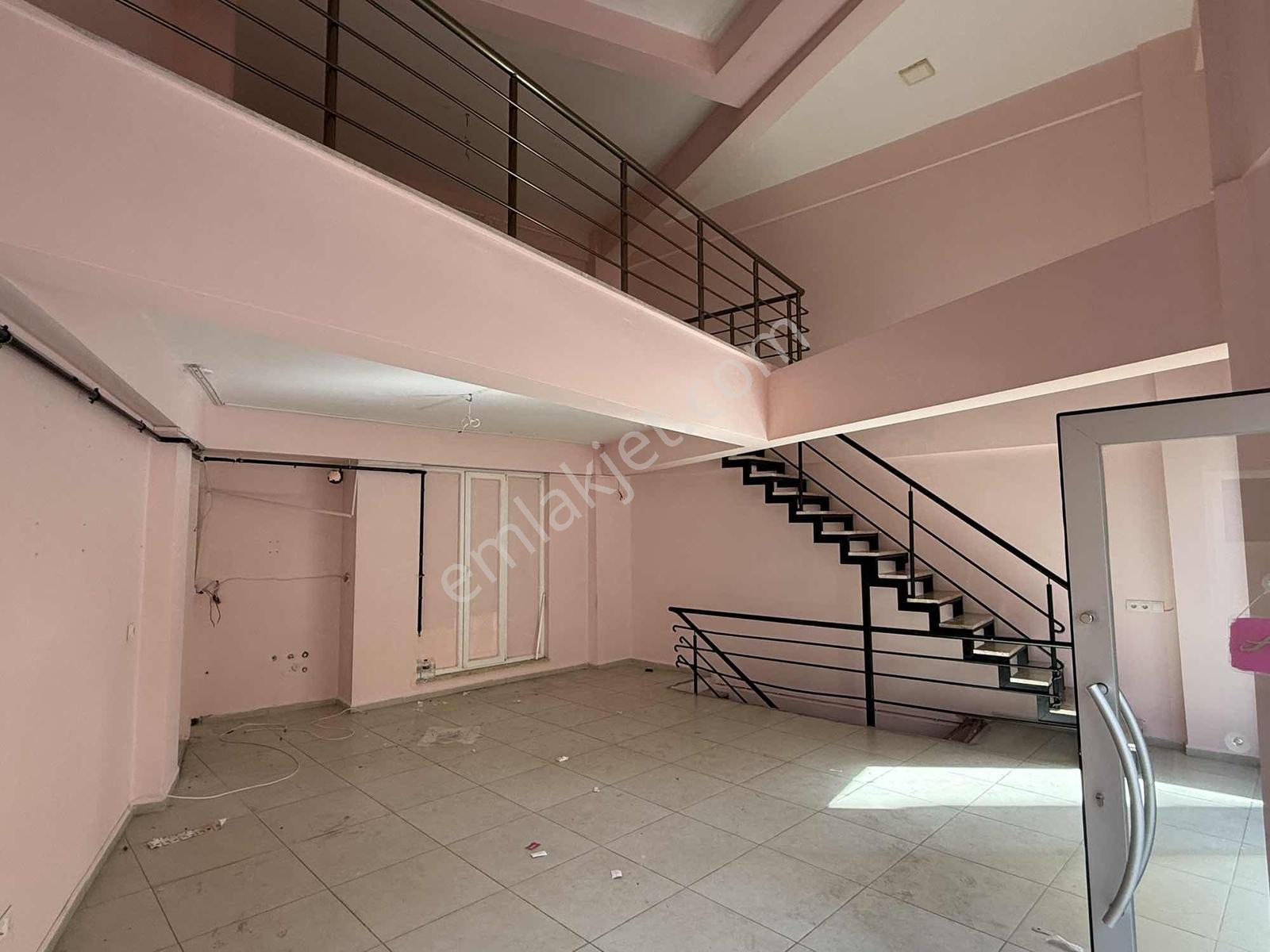 Binyapıdan İnönü Cad. Mevkii Kiralık İşyeri !! - Görsel 12