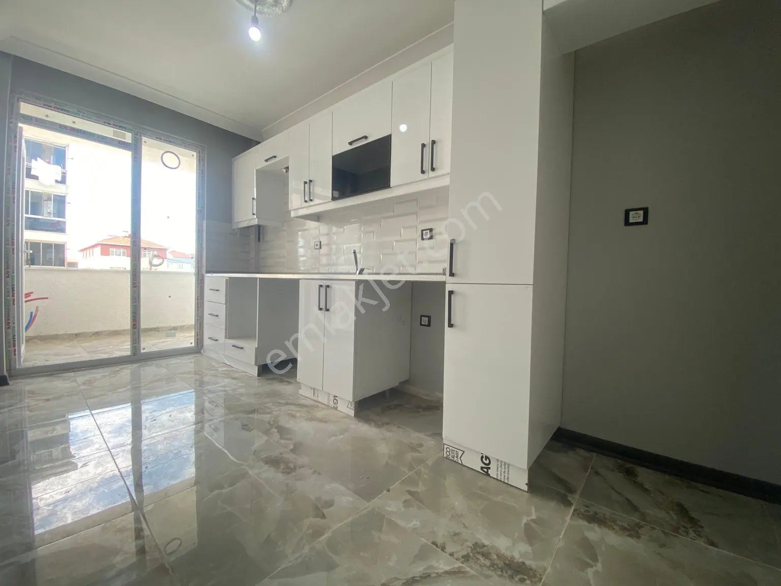 Serdaroğlun'dan Bağlık Mah Cadde Cephe 3+1 120 Metre Daire - Görsel 22