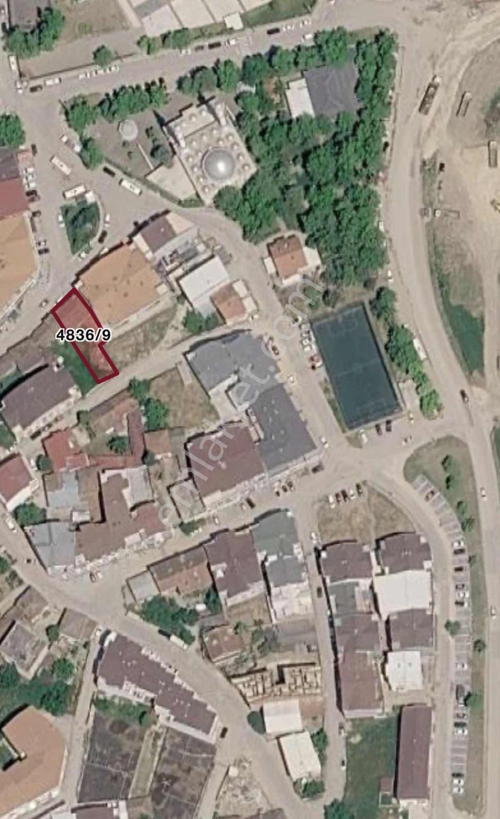 Özlüce Mahallesi'nde 315m2 İmarlı Arsa