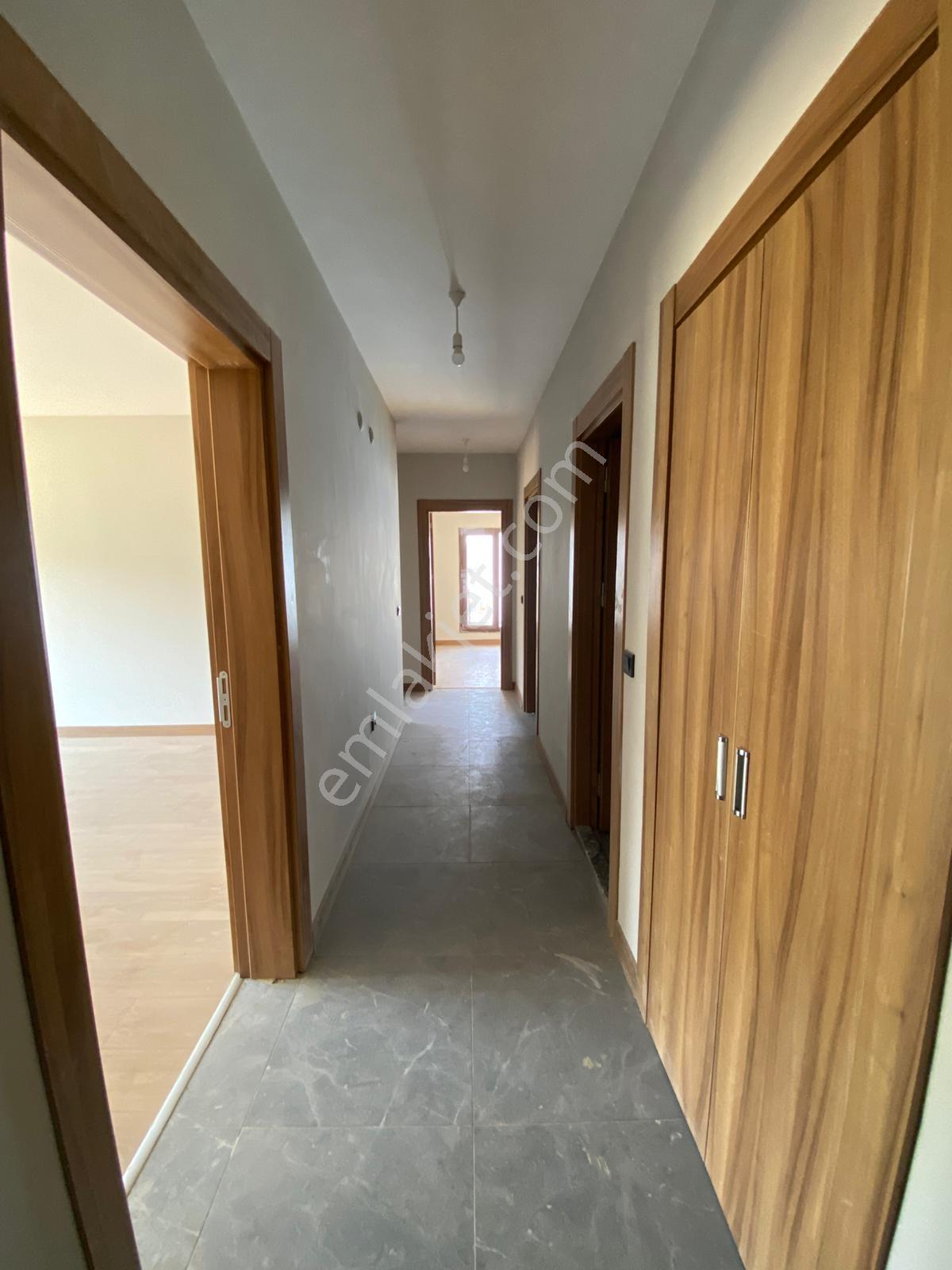 Sepetçi Toki'de Doğa Manzaralı Kiralık Daire - Görsel 13