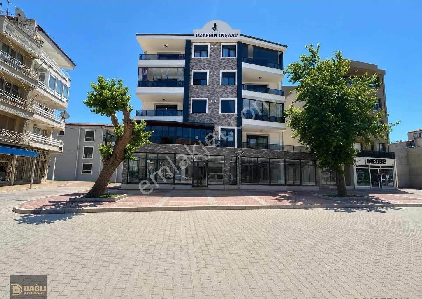 Dağlı !gayrimenkul'den|lüks Teraslı|2+1|bankalar|caddesi