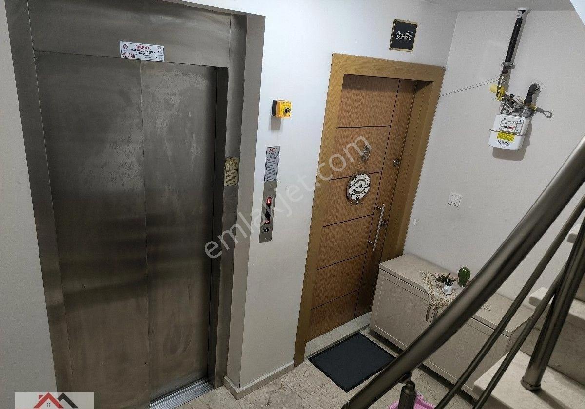 Esenler Tabyada Çok Temiz Yeni Binada Bahçeli Bahçe Katı