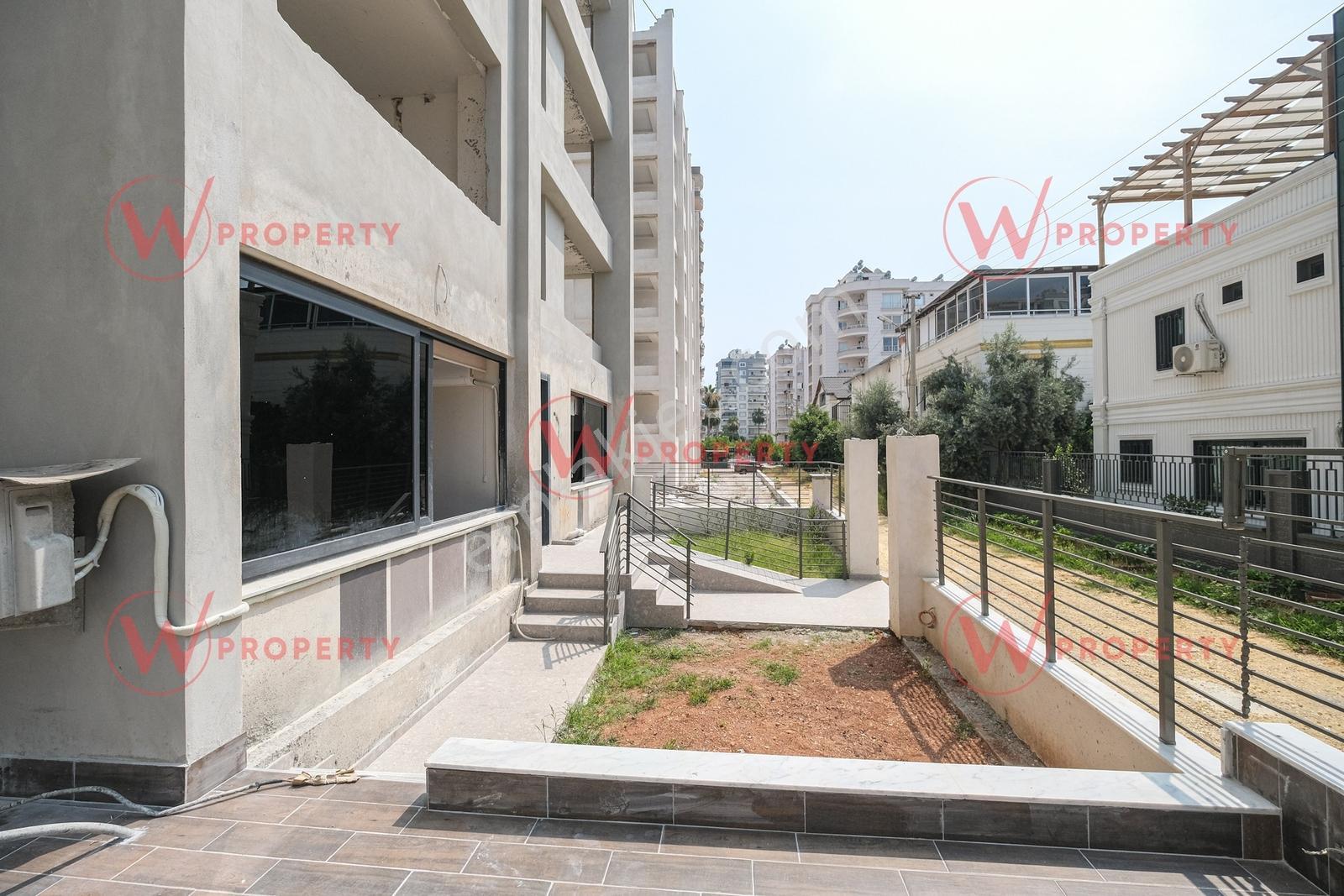W Property'den İş Kollarına Uygun Bahçe Teraslı Modern İşyeri - Görsel 8