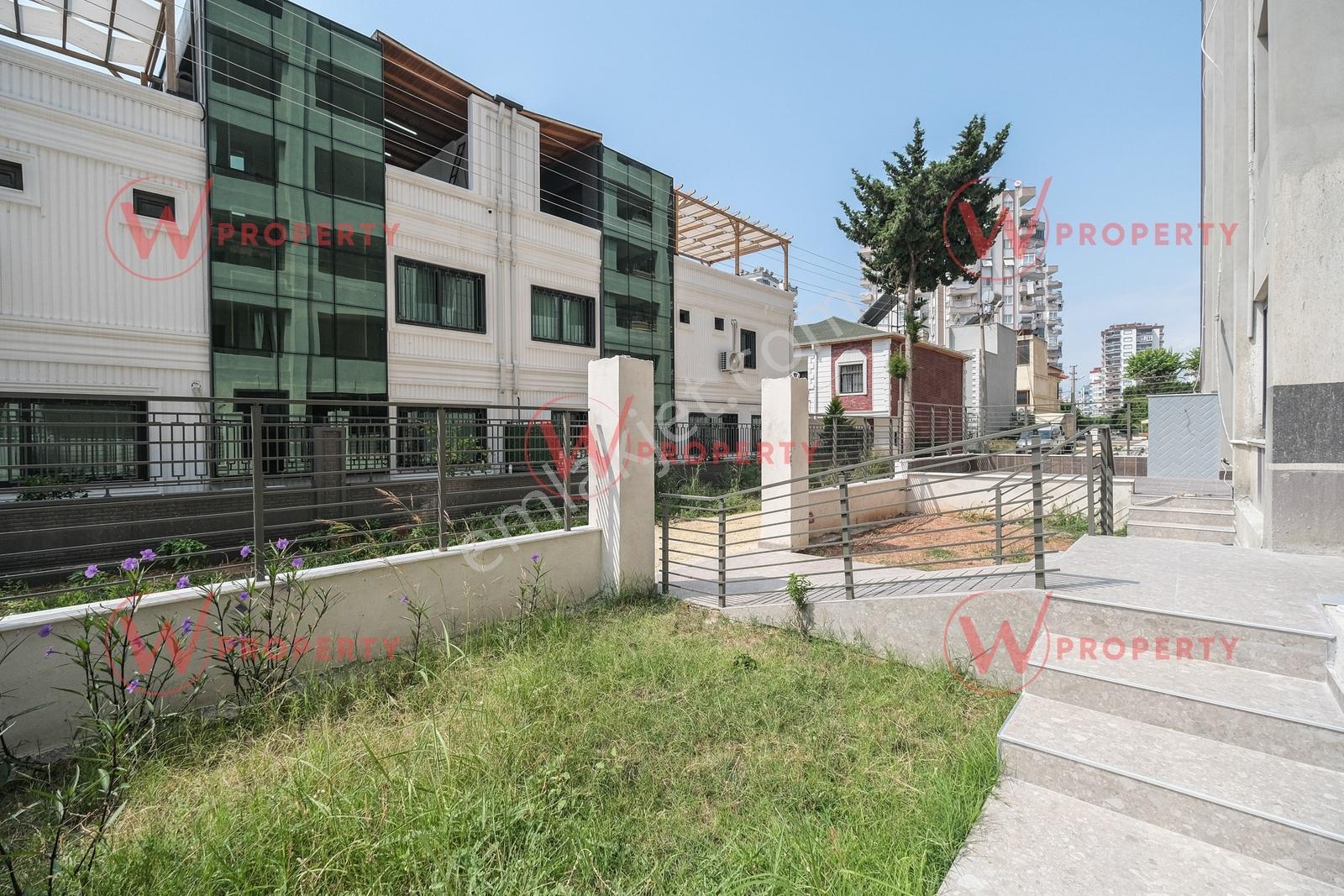 W Property'den İş Kollarına Uygun Bahçe Teraslı Modern İşyeri - Görsel 9
