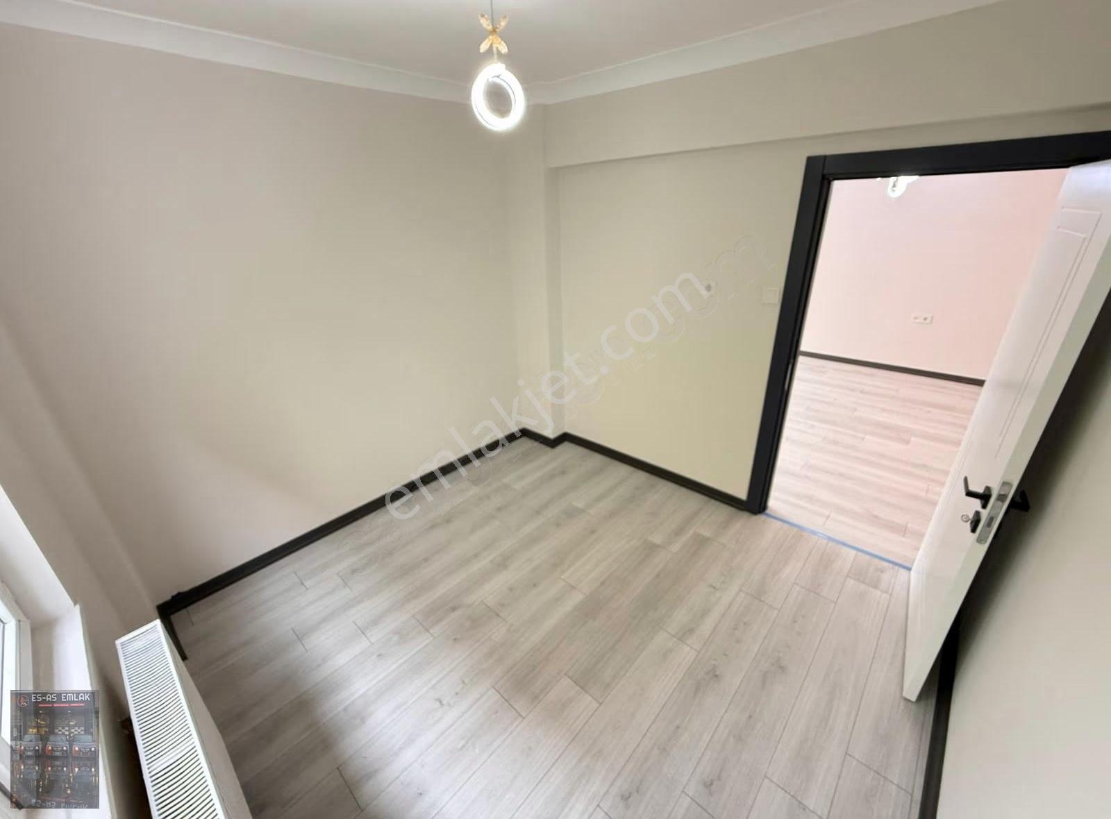 Es As'tan Mareşal Çakmak Mh Ful Yapılı Katta Ebeveyn Banyolu 3+1 - Görsel 10