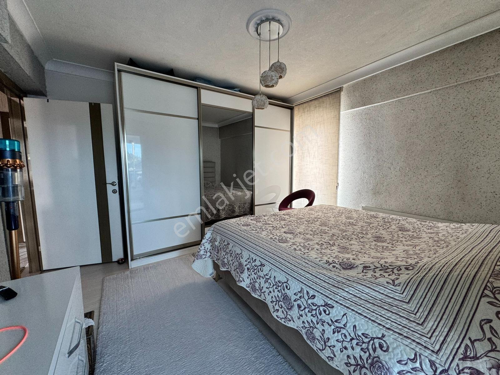 Vip'den Cadde Üzeri Panoramik Manzaralı Lüks Yapılı Dubleks - Görsel 36