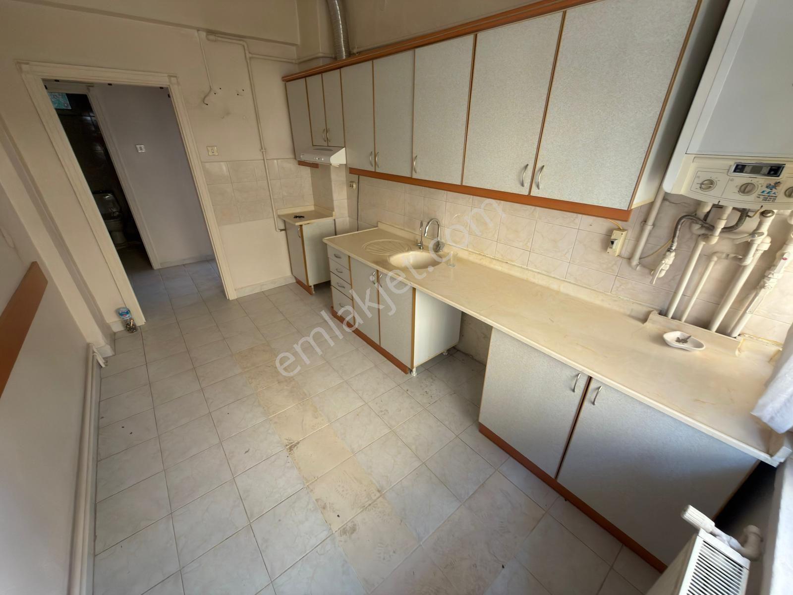 Kariyer'den Etlikde Lokman Hekim Gata Ve Etlik Şehir Hastnesi Yakını 3+1 Yüksek Giriş Kiralık Daire - Görsel 14