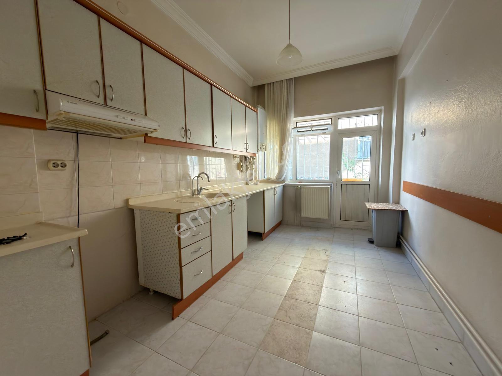 Kariyer'den Etlikde Lokman Hekim Gata Ve Etlik Şehir Hastnesi Yakını 3+1 Yüksek Giriş Kiralık Daire - Görsel 10