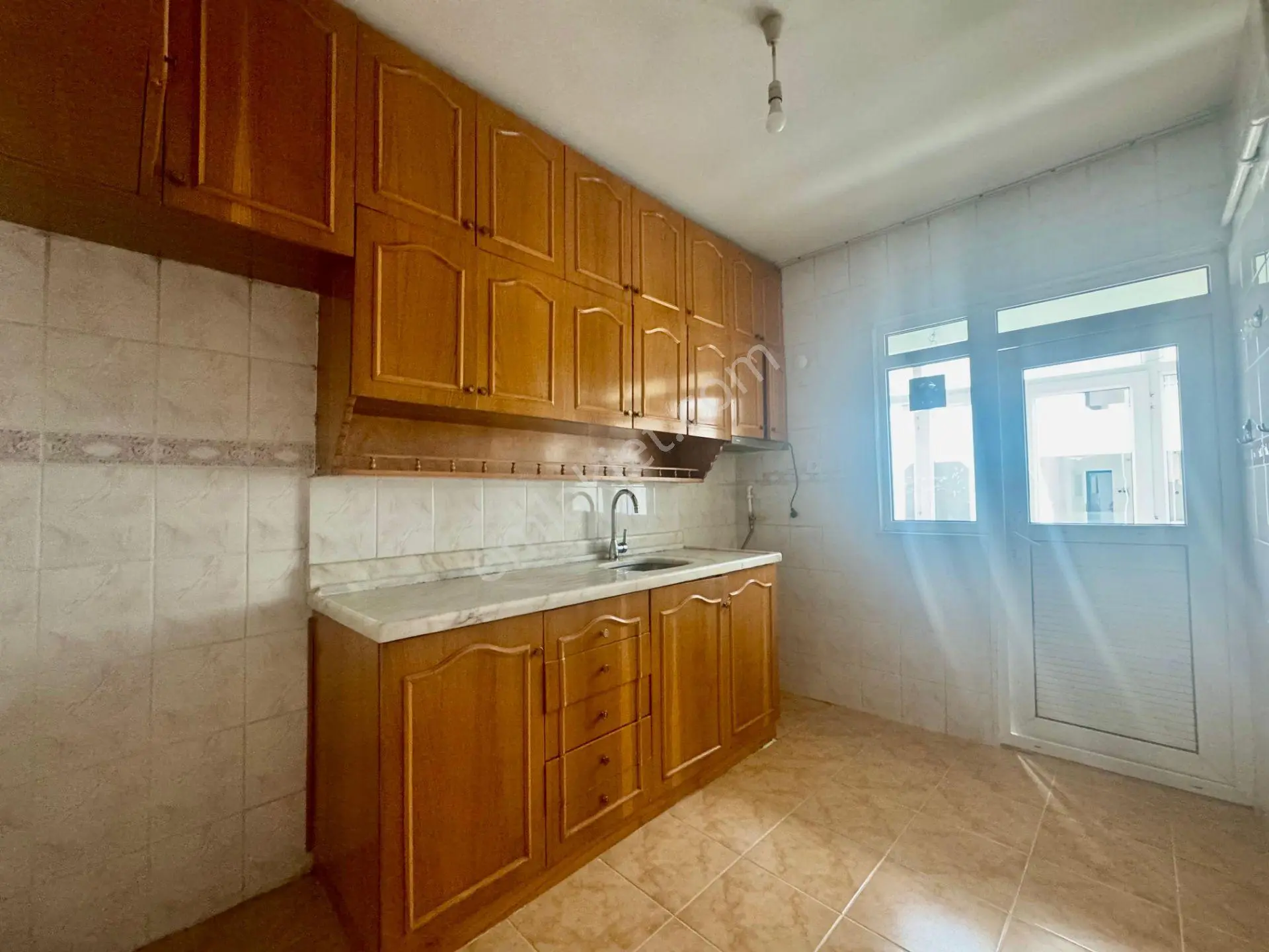 Goldhouse Dan Kiralık Bahçelievler De 2+1 Arakat Daire - Görsel 5