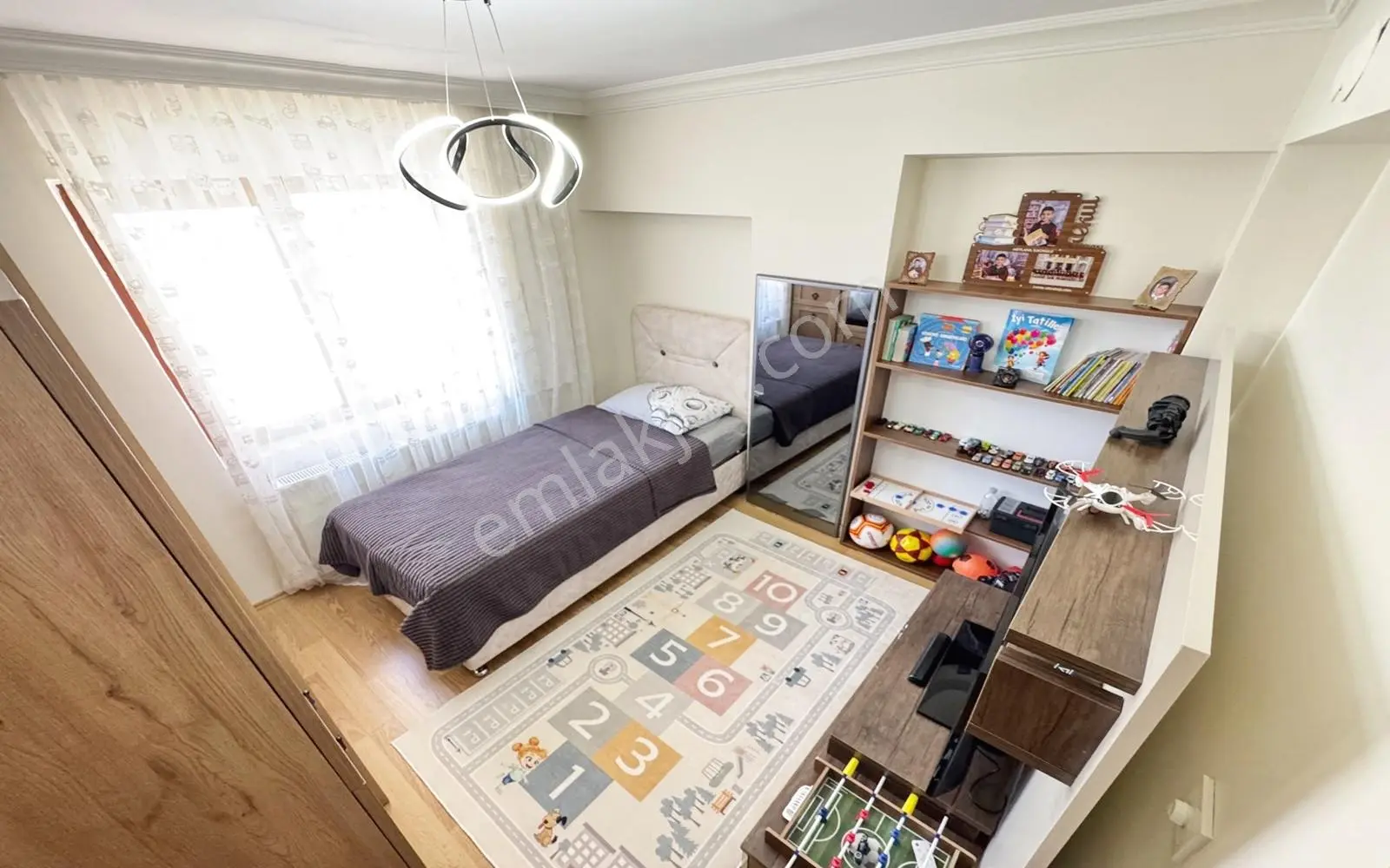 Atapark'ta 340 Cadde'ye İki Bina Katta Asansörlü 3+1 Daire - Görsel 9