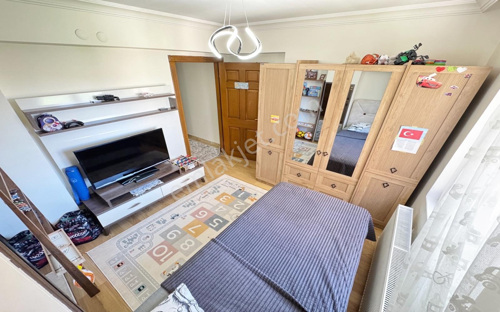 Atapark'ta 340 Cadde'ye İki Bina Katta Asansörlü 3+1 Daire - Görsel 26
