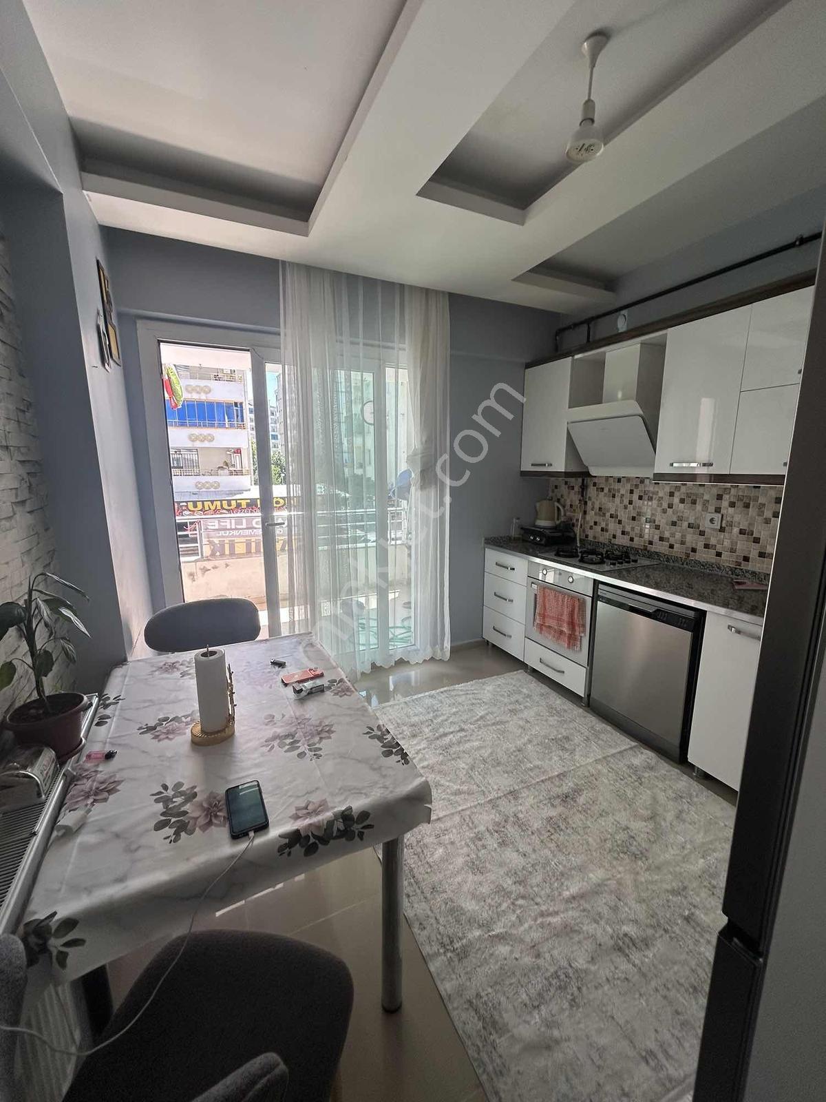 Med Life Gayrimenkulden Bağcılarda 2+1 90m2 Fırsat Daire - Görsel 8