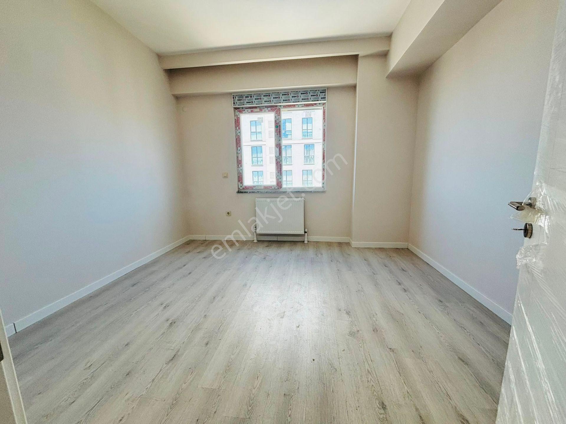 Yakacık Yeni Mah Güvenlikli Site İçinde 4+1 Ebeveyn Banyolu Kiralık - Görsel 13