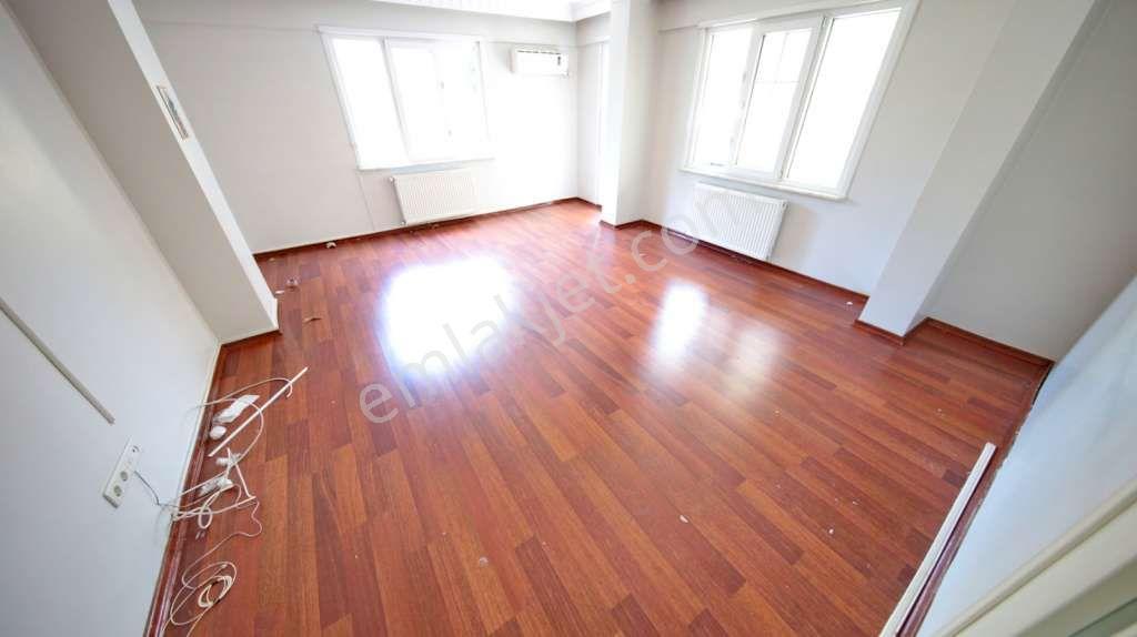 Kaçmaz'dan Altıntepe'de Ferah Oturumlu 2+1 Kiralık Daire.. - Görsel 8