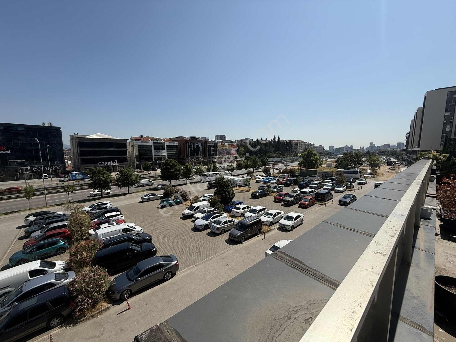 İzmir Yolu Üzerinde Karya Güçlü İş Merkezinde Kiralık İş Yeri - Görsel 24