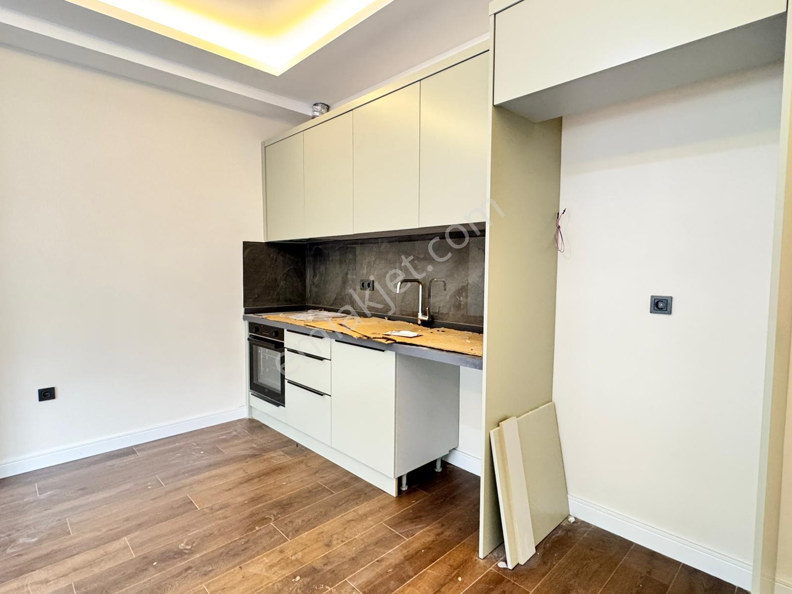İçmeler'de Oturuma Hazır K.otoparklı 3+1 Kiralık Daire - Görsel 31