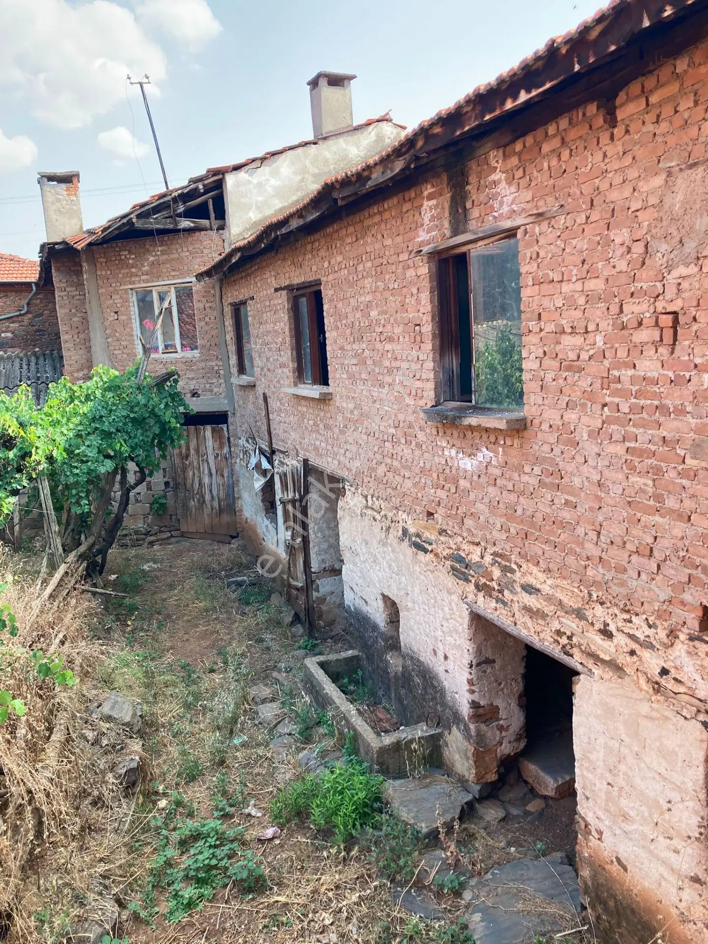 Karacasu Merkez Müstakil Ev Veya Arsa 133,45 M2 - Görsel 2