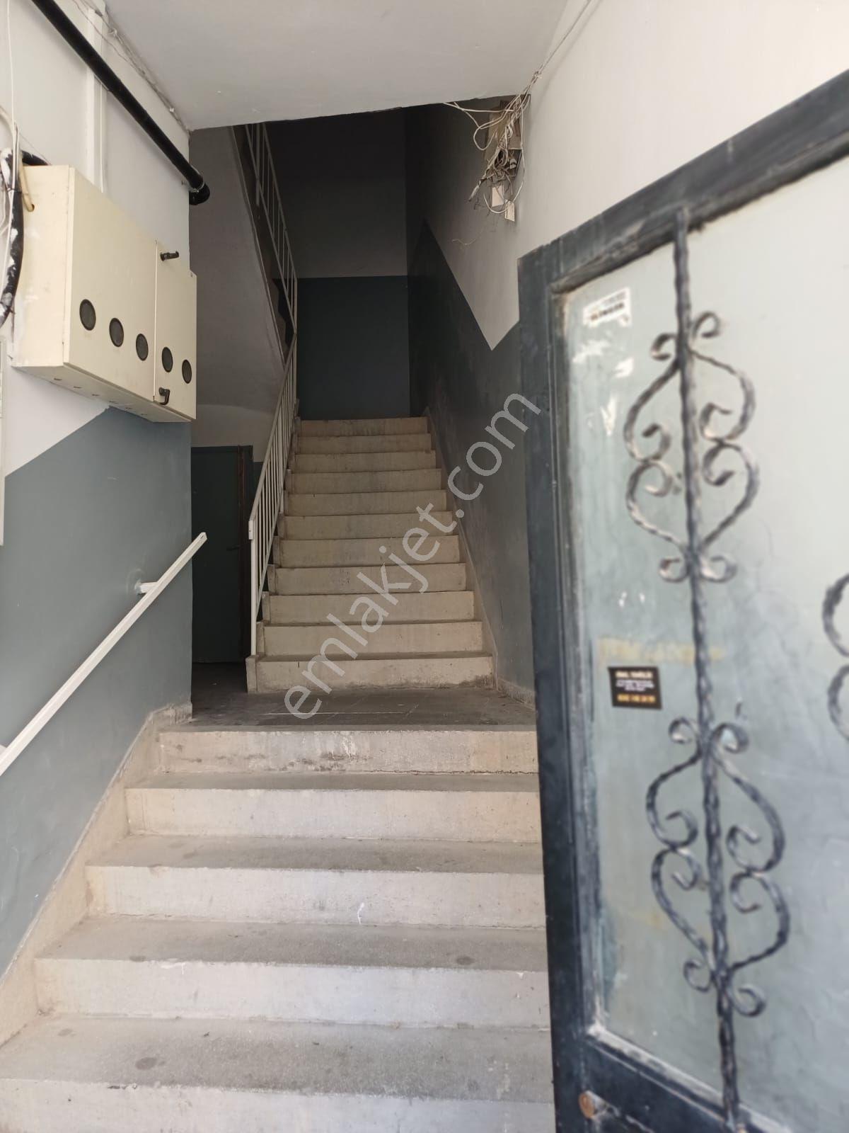 Bahçelievler Mah 3+1 Ara Katdükkan Üstütadilatlı Doğalgazlı Karanlık Odası Yok - Görsel 10