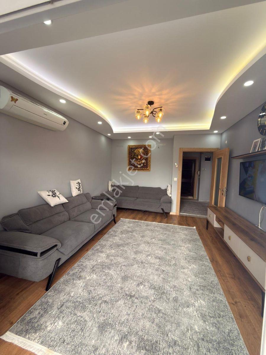 Çelebi'den Eminevime Uygun Atakent Sitesinde 2+1 D.gazlı Daire