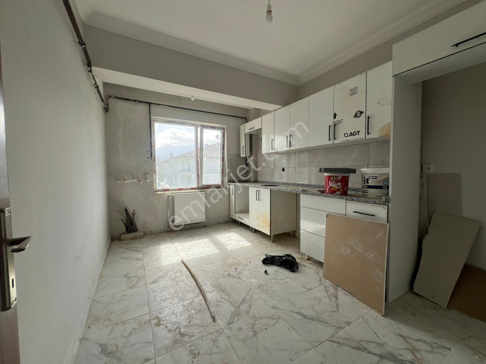 Kartepe'de Site İçerisinde Satılık 2+1 Çatı Dubleks - Görsel 7