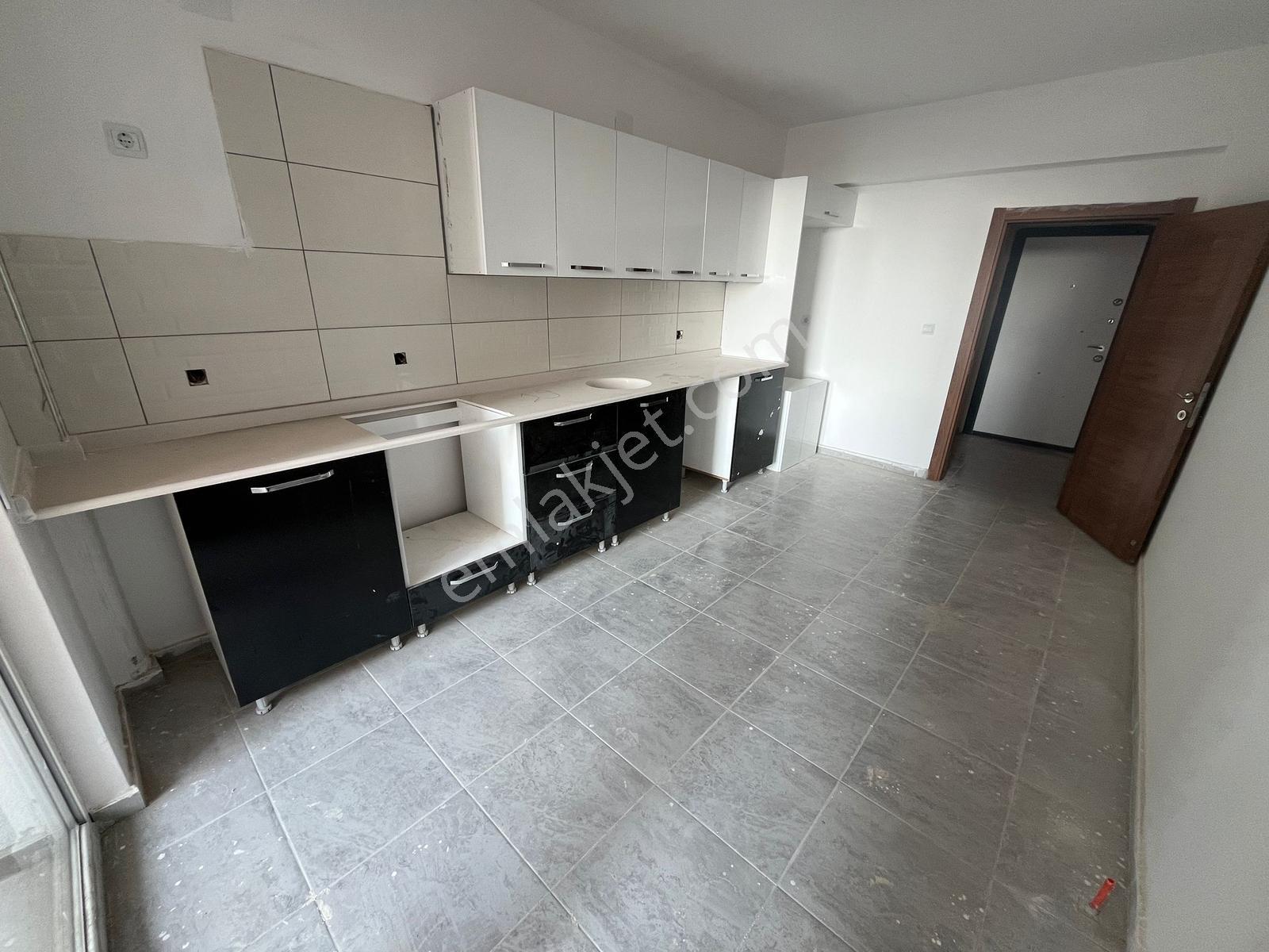 Nova'dan Waw Konutlarında 4+1 Kiralık Daire